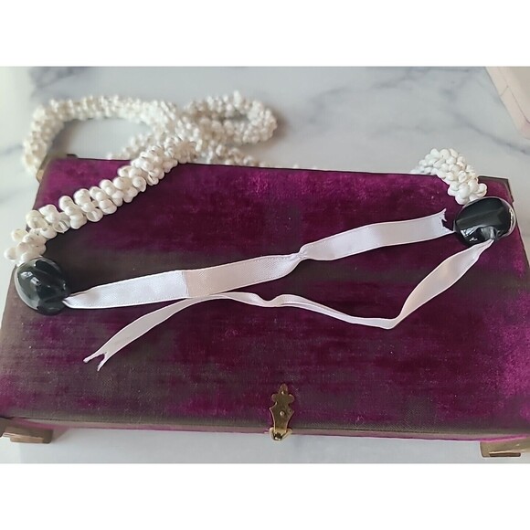 Vintage Beaded Shell Necklace, READ - Picture 9 of 10
